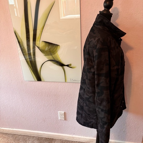 Quiksilver men’s jacket size large - Picture 2 of 5